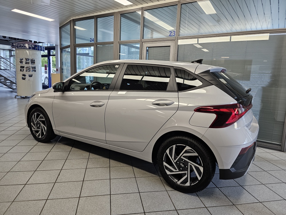 Hyundai i20  bei Hoffmann Automobile in Wolfsburg kaufen und sofort mitnehmen - Bild 25
