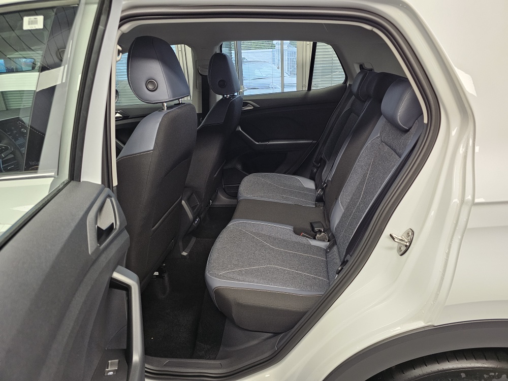 VW T-Cross bei Hoffmann Automobile in Wolfsburg kaufen und sofort mitnehmen - Bild 5