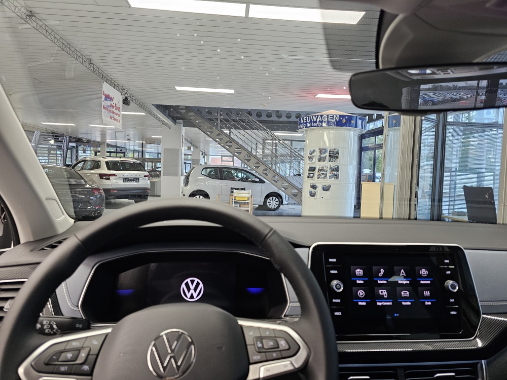 VW T-Cross bei Hoffmann Automobile in Wolfsburg kaufen und sofort mitnehmen - Bild 8