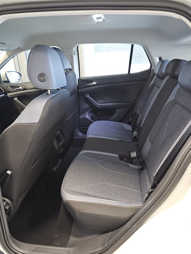 VW T-Cross  bei Hoffmann Automobile in Wolfsburg kaufen und sofort mitnehmen - Bild 6