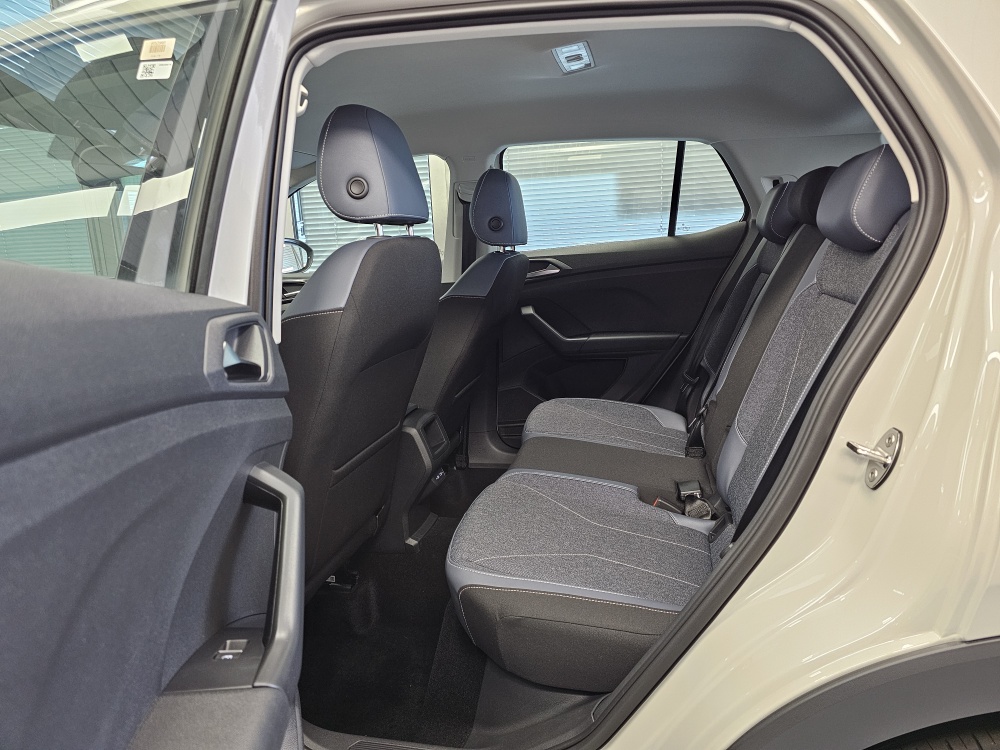 VW T-Cross  bei Hoffmann Automobile in Wolfsburg kaufen und sofort mitnehmen - Bild 4