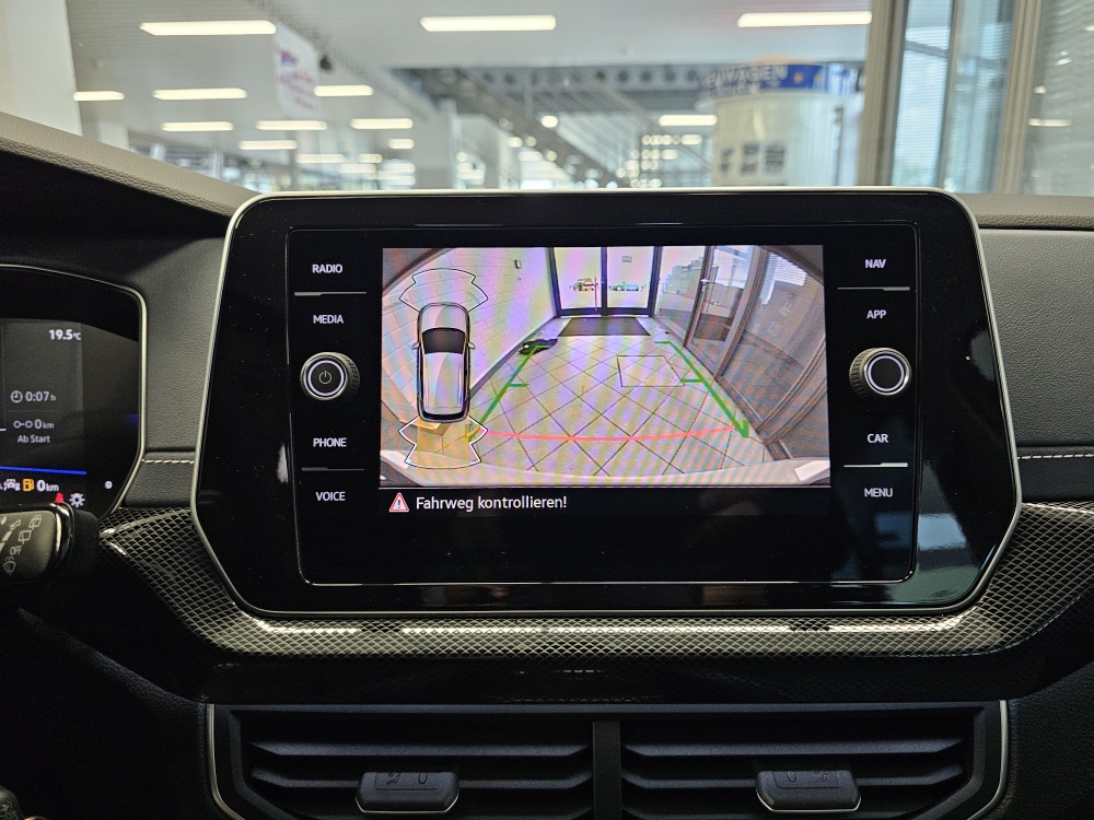 VW T-Cross  bei Hoffmann Automobile in Wolfsburg kaufen und sofort mitnehmen - Bild 15