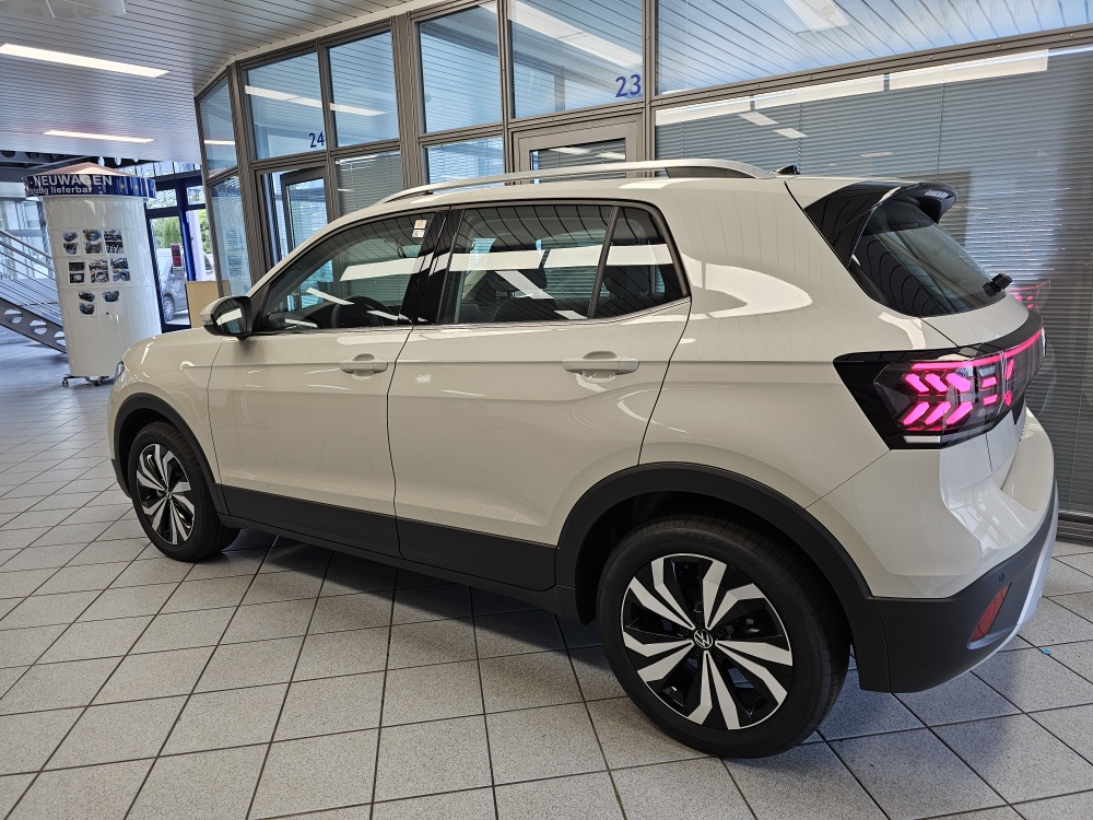 VW T-Cross  bei Hoffmann Automobile in Wolfsburg kaufen und sofort mitnehmen - Bild 23