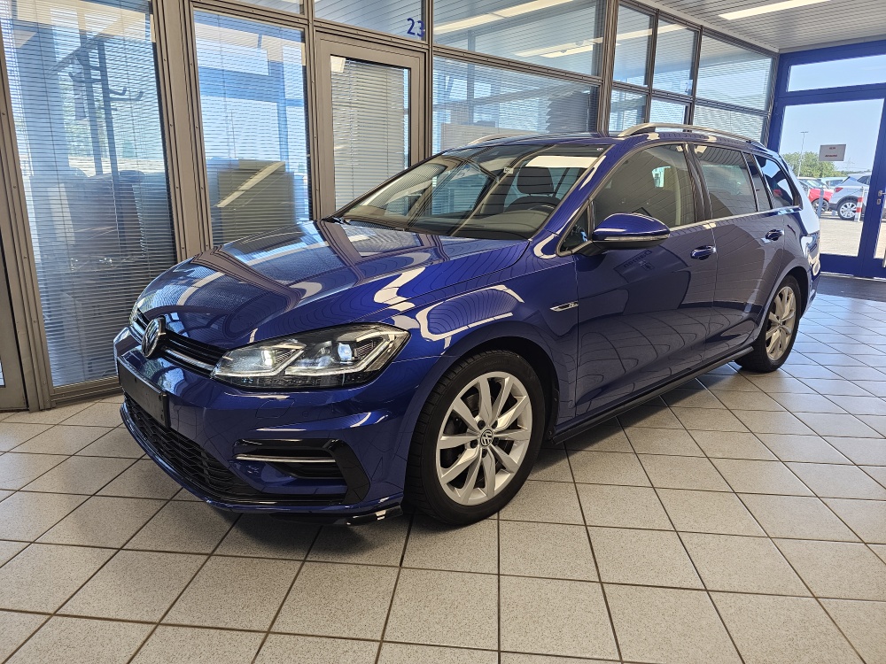 VW Golf Variant R-Line für nur 17.900,- € bei Hoffmann Automobile in Wolfsburg kaufen und sofort mitnehmen