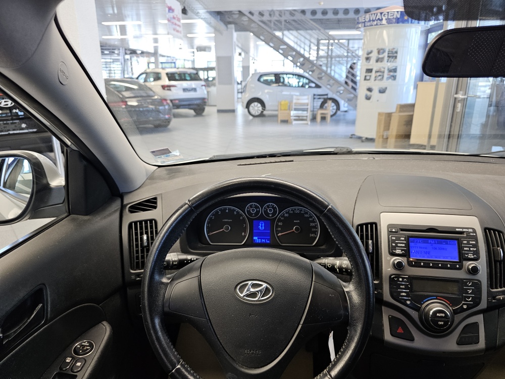 Hyundai i30  bei Hoffmann Automobile in Wolfsburg kaufen und sofort mitnehmen - Bild 10