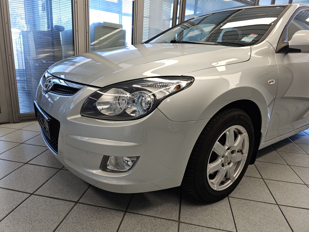 Hyundai i30  bei Hoffmann Automobile in Wolfsburg kaufen und sofort mitnehmen - Bild 15