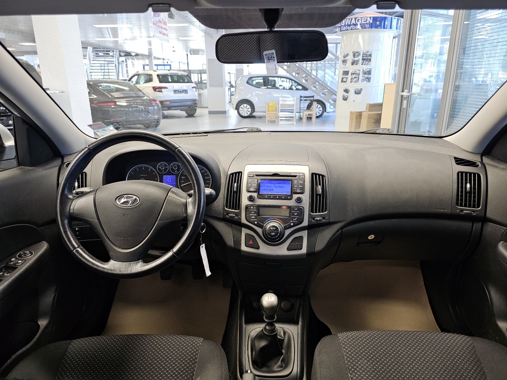 Hyundai i30  bei Hoffmann Automobile in Wolfsburg kaufen und sofort mitnehmen - Bild 5