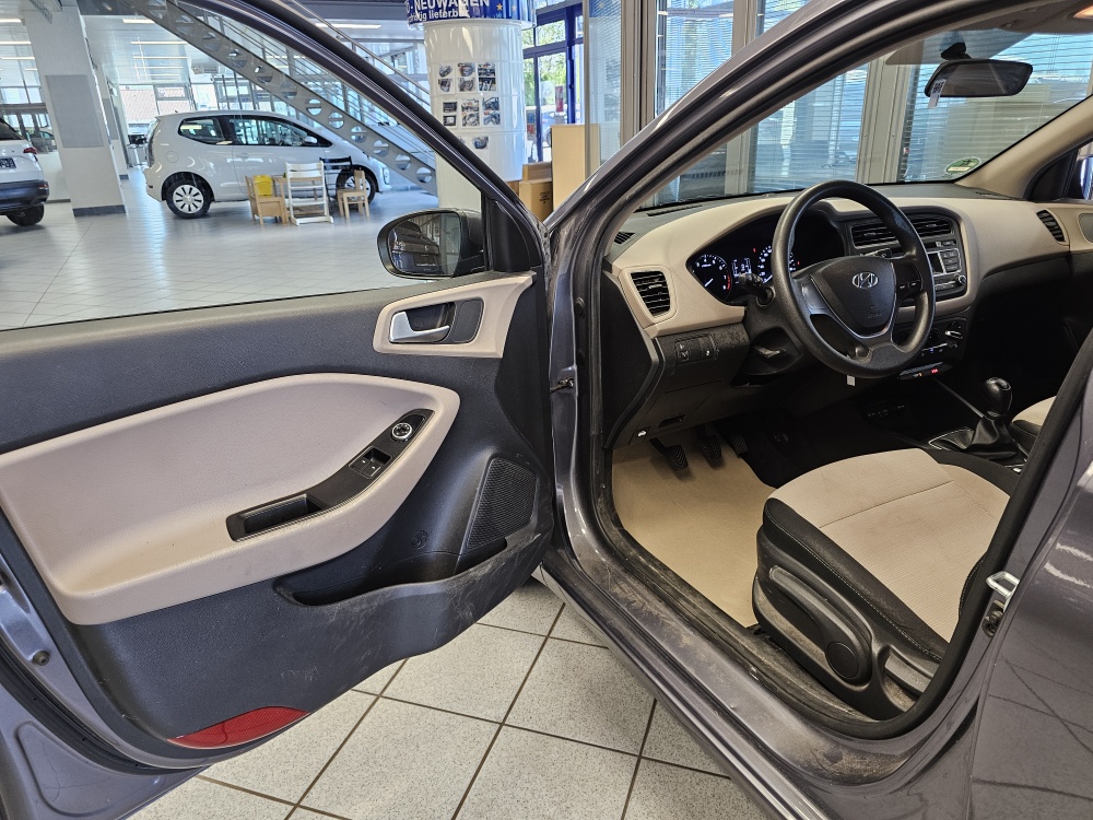 Hyundai i20  bei Hoffmann Automobile in Wolfsburg kaufen und sofort mitnehmen - Bild 14