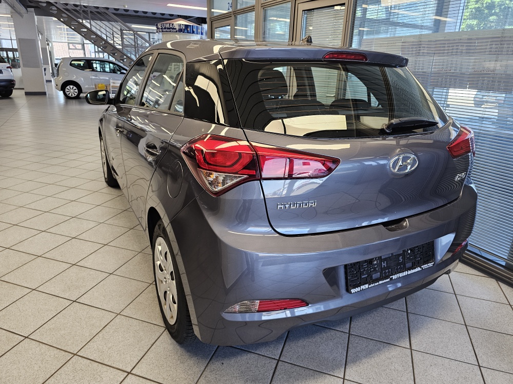 Hyundai i20  bei Hoffmann Automobile in Wolfsburg kaufen und sofort mitnehmen - Bild 3