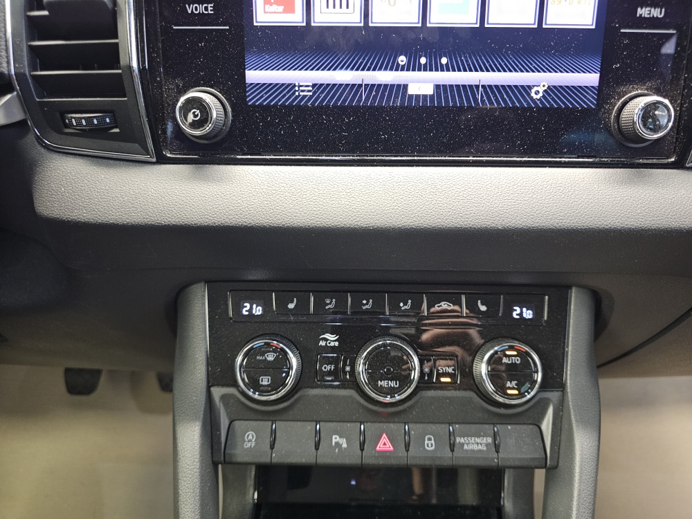 Skoda Karoq  bei Hoffmann Automobile in Wolfsburg kaufen und sofort mitnehmen - Bild 10