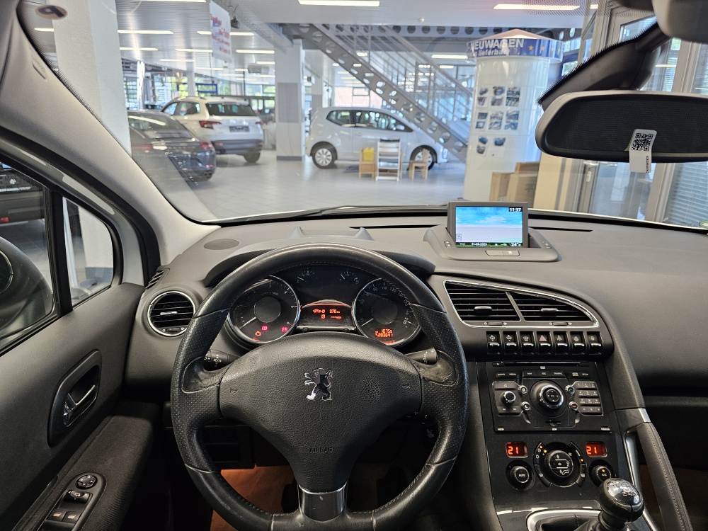 Peugeot 3008  bei Hoffmann Automobile in Wolfsburg kaufen und sofort mitnehmen - Bild 16