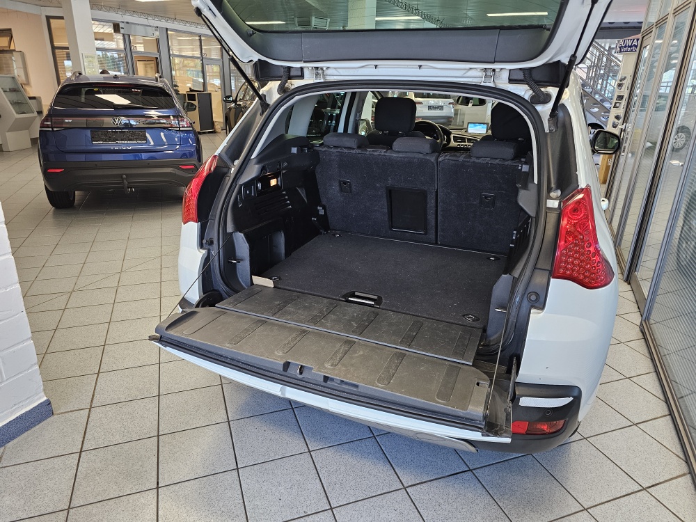 Peugeot 3008  bei Hoffmann Automobile in Wolfsburg kaufen und sofort mitnehmen - Bild 2