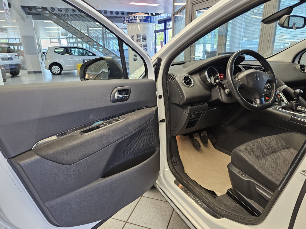 Peugeot 3008  bei Hoffmann Automobile in Wolfsburg kaufen und sofort mitnehmen - Bild 20