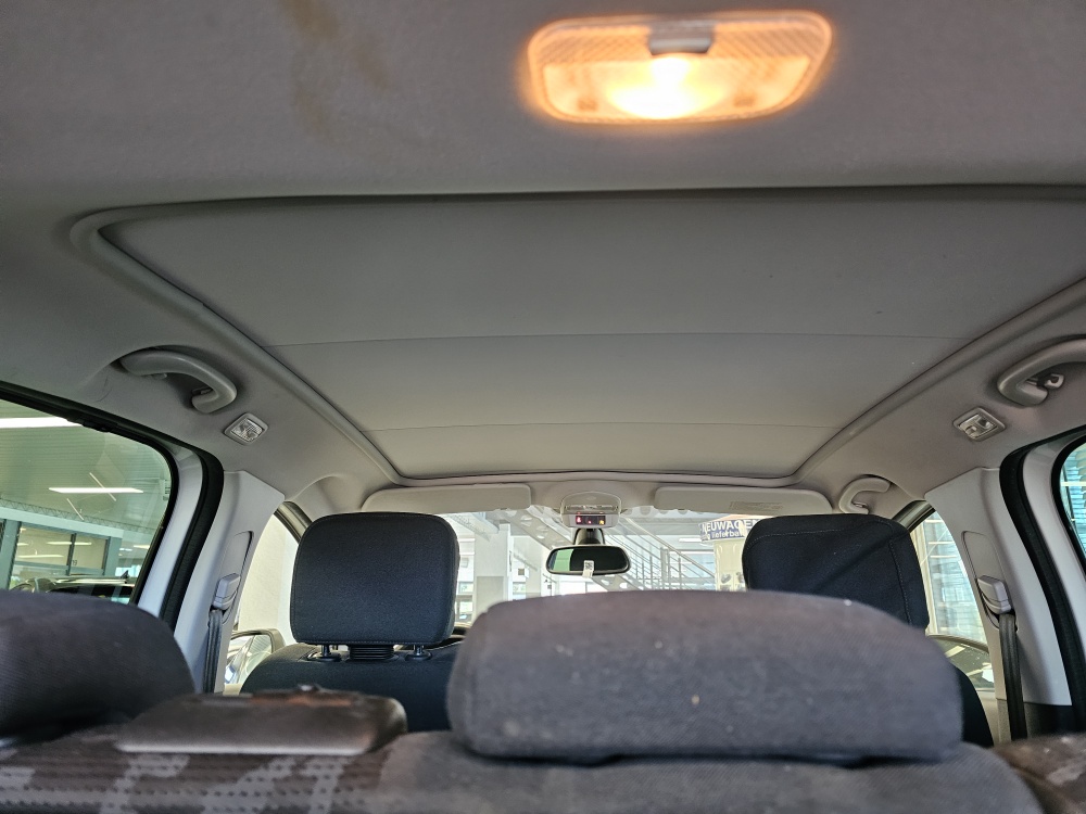Peugeot 3008  bei Hoffmann Automobile in Wolfsburg kaufen und sofort mitnehmen - Bild 4