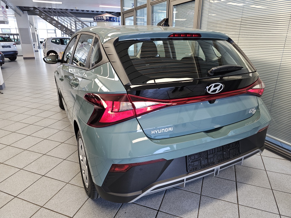 Hyundai i20  bei Hoffmann Automobile in Wolfsburg kaufen und sofort mitnehmen - Bild 3