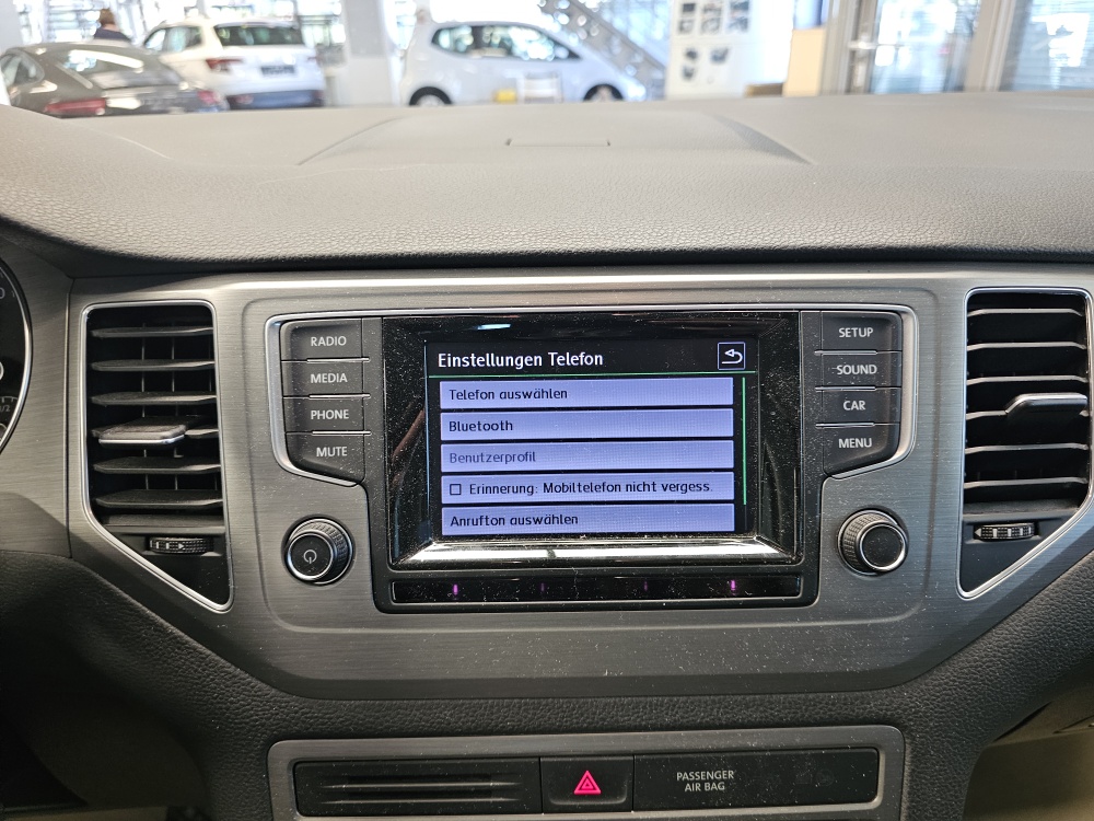 VW Golf Sportsvan  bei Hoffmann Automobile in Wolfsburg kaufen und sofort mitnehmen - Bild 10