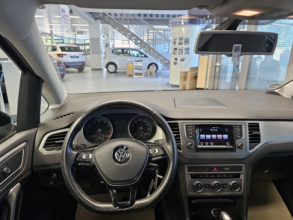 VW Golf Sportsvan  bei Hoffmann Automobile in Wolfsburg kaufen und sofort mitnehmen - Bild 14