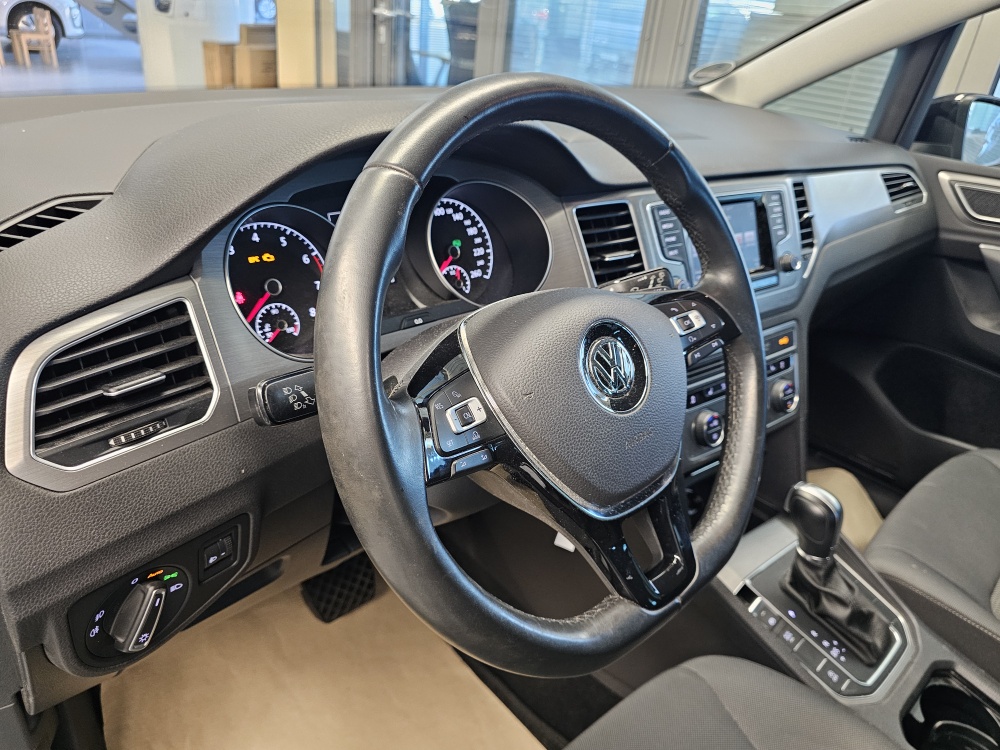 VW Golf Sportsvan  bei Hoffmann Automobile in Wolfsburg kaufen und sofort mitnehmen - Bild 16