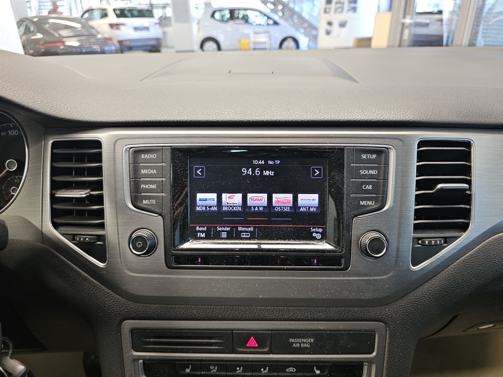VW Golf Sportsvan  bei Hoffmann Automobile in Wolfsburg kaufen und sofort mitnehmen - Bild 9