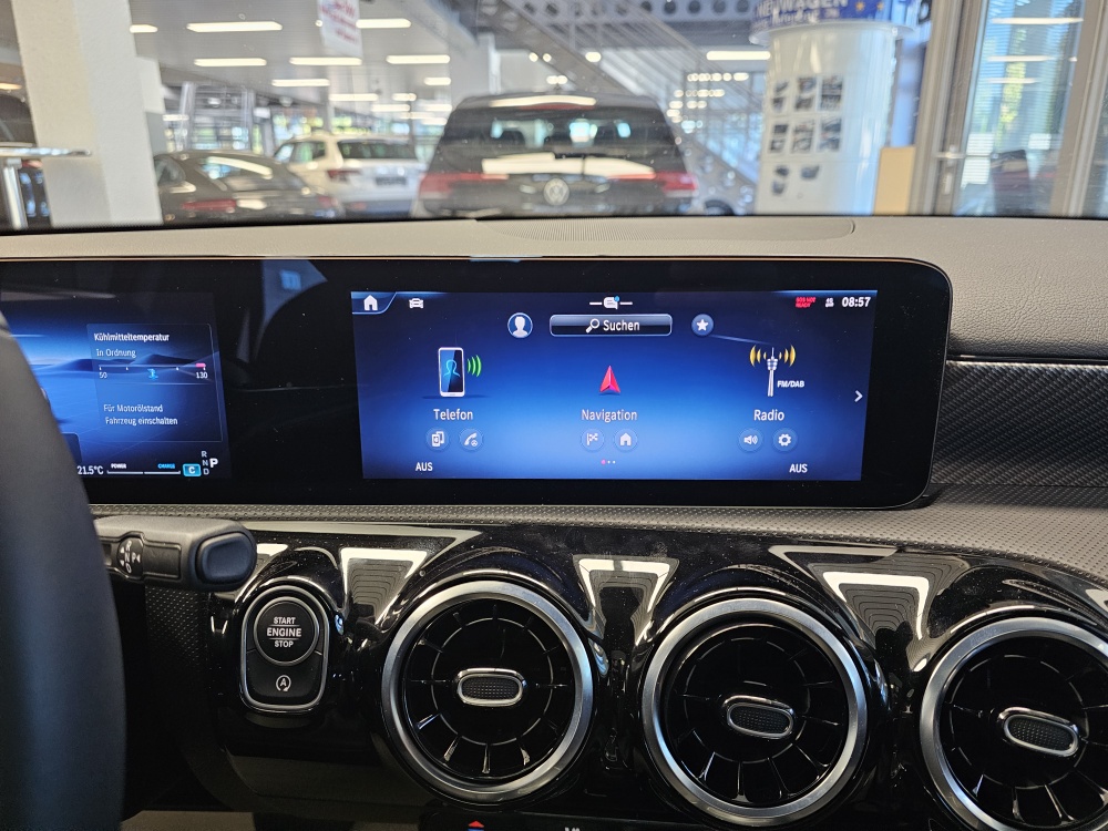 Mercedes-Benz A 200  bei Hoffmann Automobile in Wolfsburg kaufen und sofort mitnehmen - Bild 10
