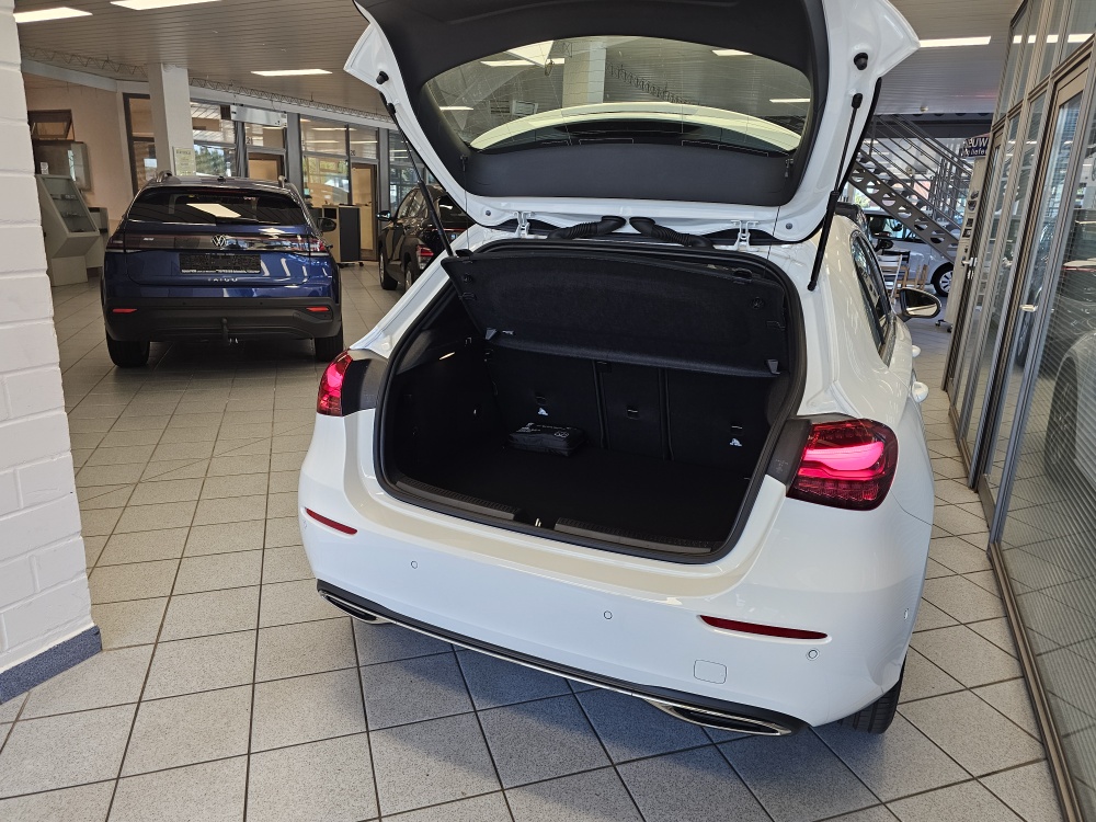 Mercedes-Benz A 200  bei Hoffmann Automobile in Wolfsburg kaufen und sofort mitnehmen - Bild 2