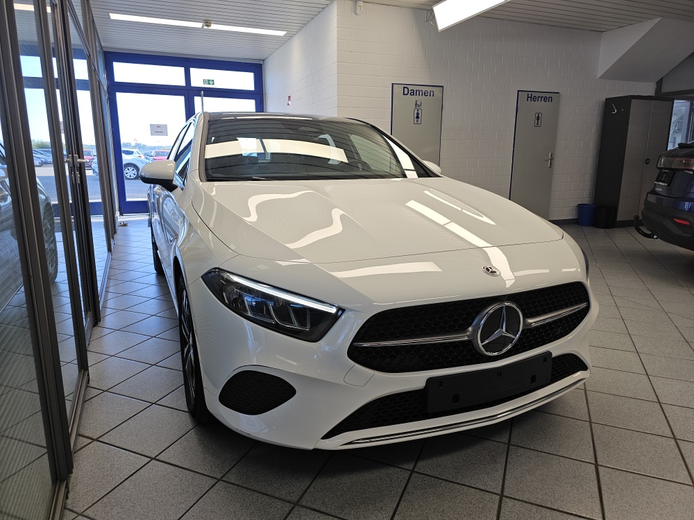 Mercedes-Benz A 200  bei Hoffmann Automobile in Wolfsburg kaufen und sofort mitnehmen - Bild 28