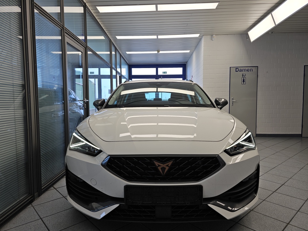 Cupra Leon Sportstourer  bei Hoffmann Automobile in Wolfsburg kaufen und sofort mitnehmen - Bild 28