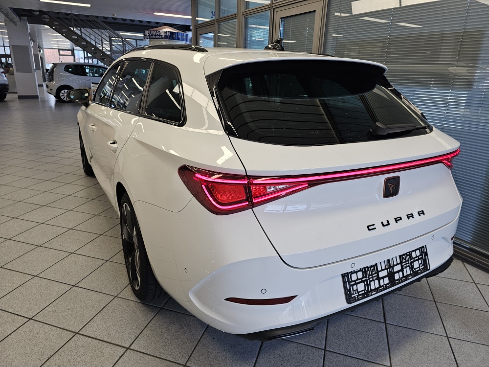 Cupra Leon Sportstourer  bei Hoffmann Automobile in Wolfsburg kaufen und sofort mitnehmen - Bild 3