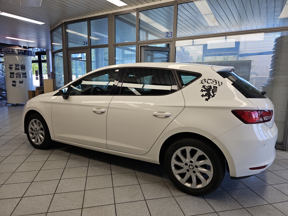 Seat Leon  bei Hoffmann Automobile in Wolfsburg kaufen und sofort mitnehmen - Bild 20