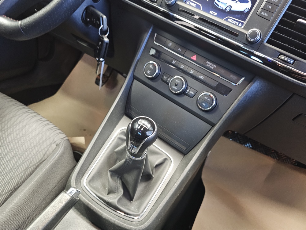 Seat Leon  bei Hoffmann Automobile in Wolfsburg kaufen und sofort mitnehmen - Bild 6