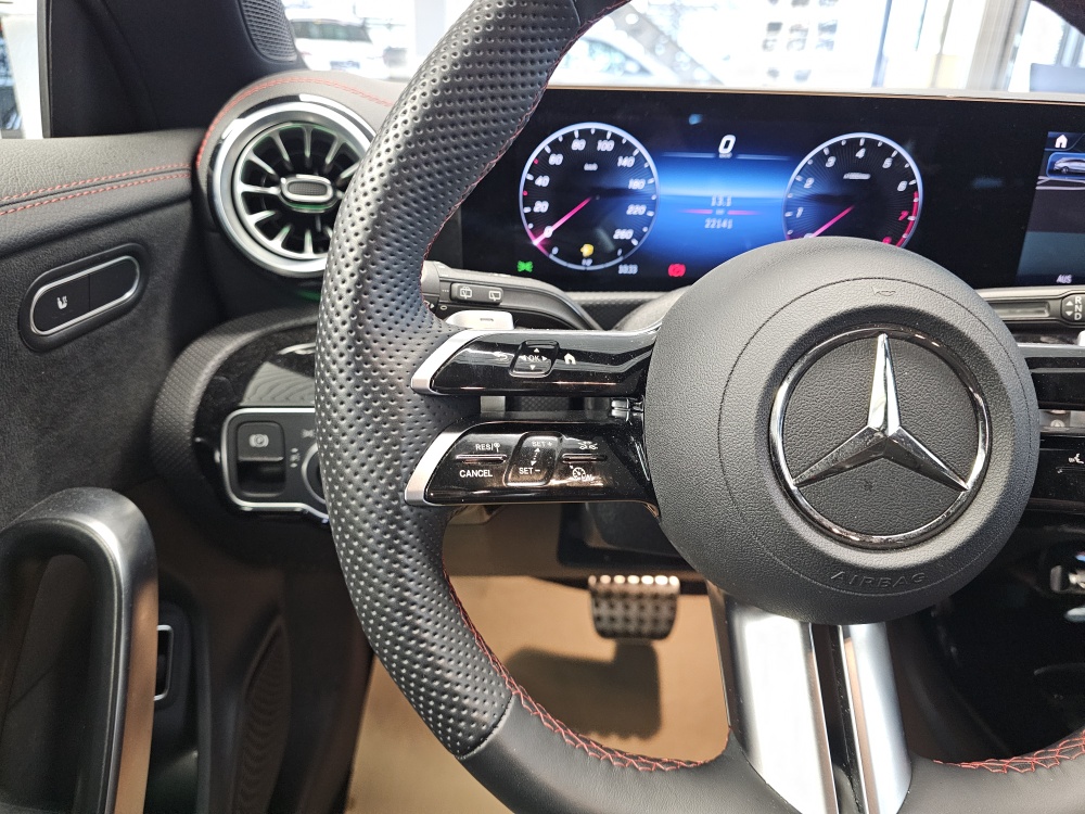 Mercedes-Benz CLA 180 Shooting Brake  bei Hoffmann Automobile in Wolfsburg kaufen und sofort mitnehmen - Bild 17