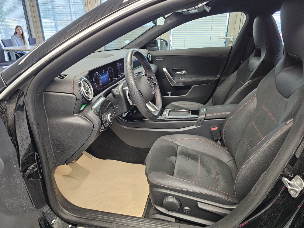 Mercedes-Benz CLA 180 Shooting Brake  bei Hoffmann Automobile in Wolfsburg kaufen und sofort mitnehmen - Bild 22