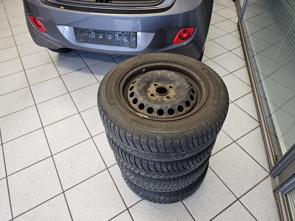 Hyundai i10  bei Hoffmann Automobile in Wolfsburg kaufen und sofort mitnehmen - Bild 3