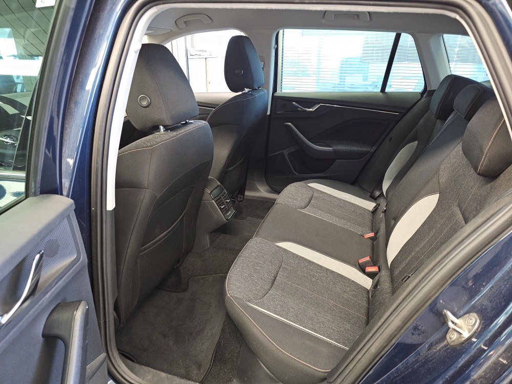 Skoda Kamiq  bei Hoffmann Automobile in Wolfsburg kaufen und sofort mitnehmen - Bild 5