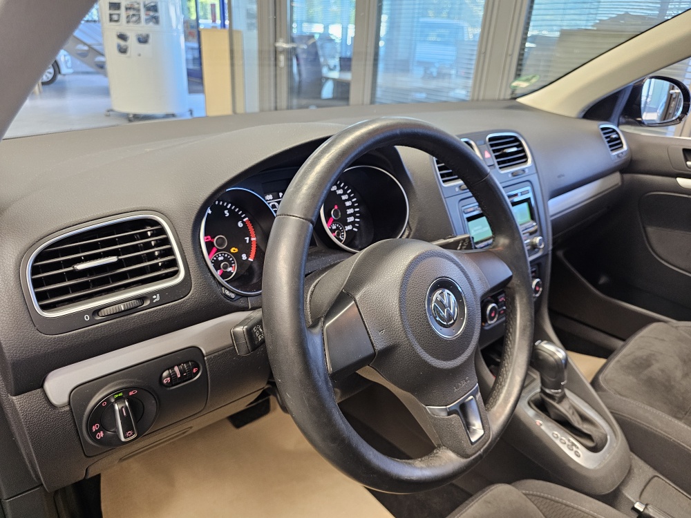 VW Golf Variant  bei Hoffmann Automobile in Wolfsburg kaufen und sofort mitnehmen - Bild 12