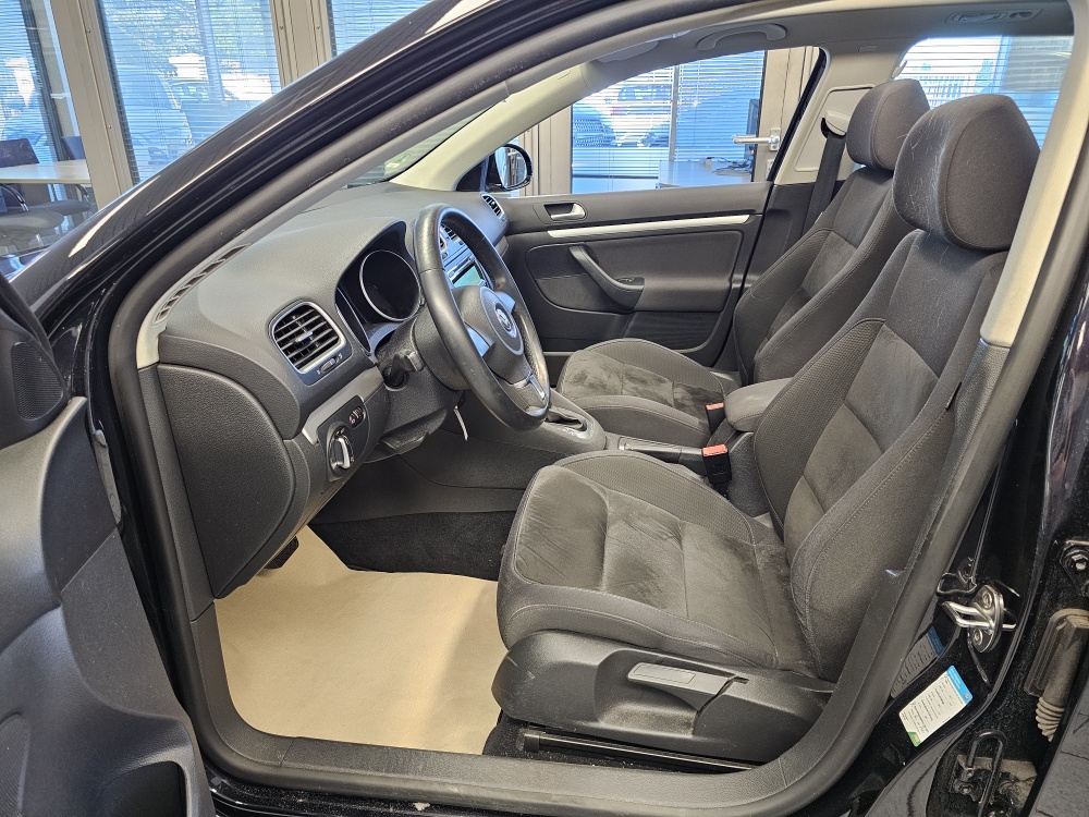 VW Golf Variant  bei Hoffmann Automobile in Wolfsburg kaufen und sofort mitnehmen - Bild 13