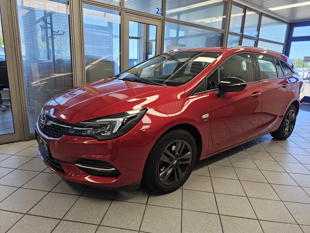 Opel Astra Sports Tourer Edition für nur 13.900,- € bei Hoffmann Automobile in Wolfsburg kaufen und sofort mitnehmen