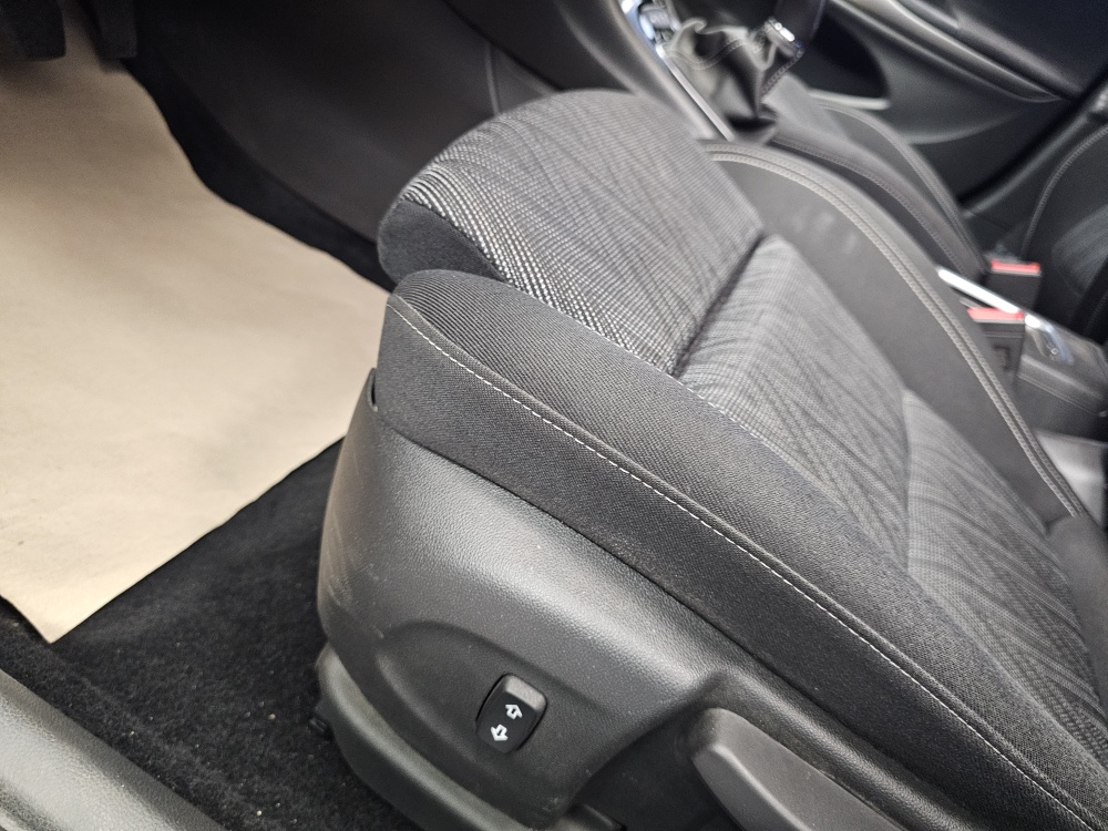 Opel Astra Sports Tourer  bei Hoffmann Automobile in Wolfsburg kaufen und sofort mitnehmen - Bild 17