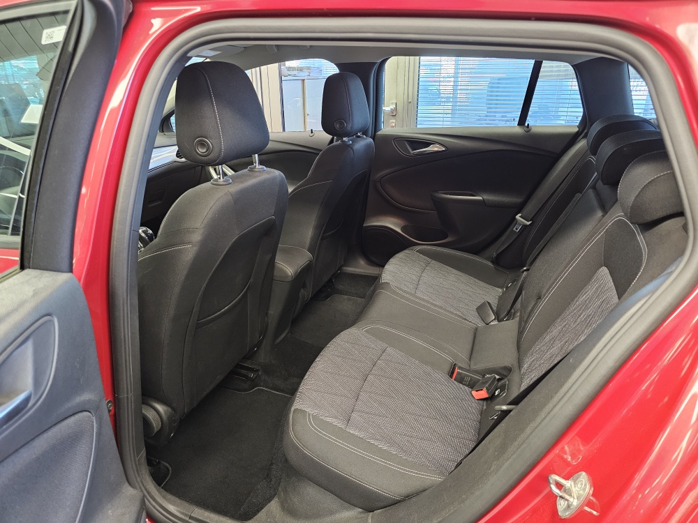 Opel Astra Sports Tourer  bei Hoffmann Automobile in Wolfsburg kaufen und sofort mitnehmen - Bild 5