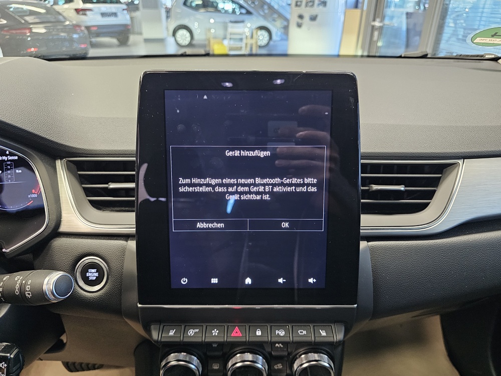 Renault Captur  bei Hoffmann Automobile in Wolfsburg kaufen und sofort mitnehmen - Bild 12