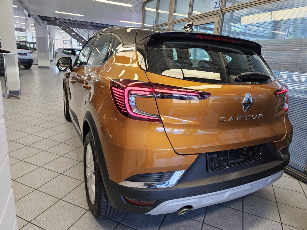 Renault Captur  bei Hoffmann Automobile in Wolfsburg kaufen und sofort mitnehmen - Bild 4