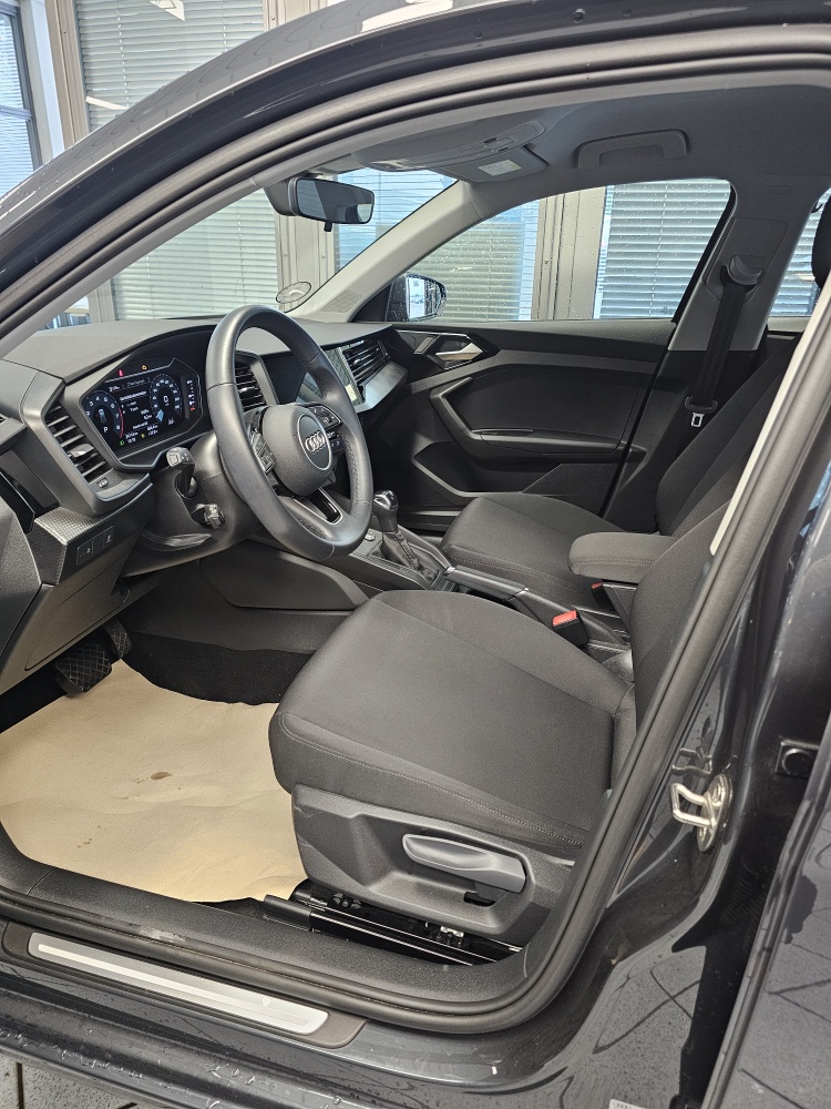 Audi A1 Sportback  bei Hoffmann Automobile in Wolfsburg kaufen und sofort mitnehmen - Bild 10