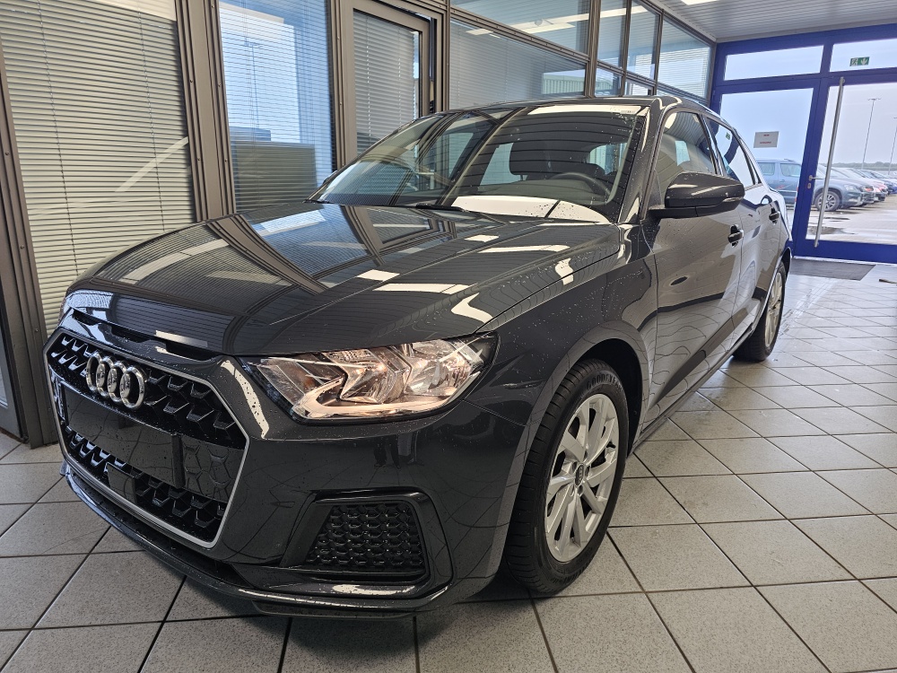 Audi A1 Sportback  bei Hoffmann Automobile in Wolfsburg kaufen und sofort mitnehmen - Bild 15