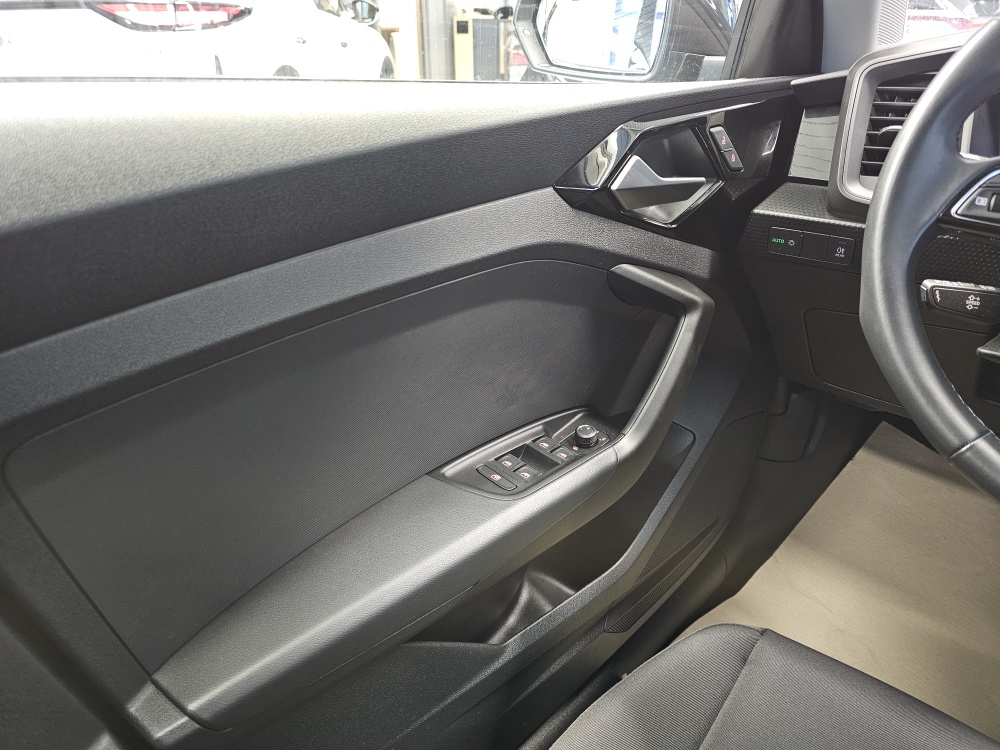 Audi A1 Sportback  bei Hoffmann Automobile in Wolfsburg kaufen und sofort mitnehmen - Bild 17