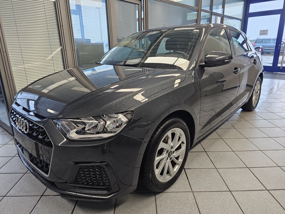 Audi A1 Sportback  bei Hoffmann Automobile in Wolfsburg kaufen und sofort mitnehmen - Bild 2