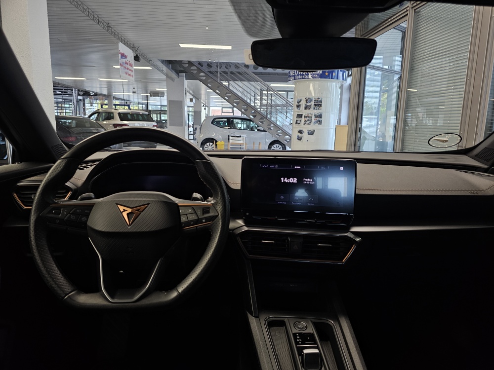 Cupra Formentor  bei Hoffmann Automobile in Wolfsburg kaufen und sofort mitnehmen - Bild 3