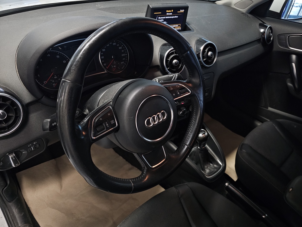 Audi A1 Sportback  bei Hoffmann Automobile in Wolfsburg kaufen und sofort mitnehmen - Bild 12