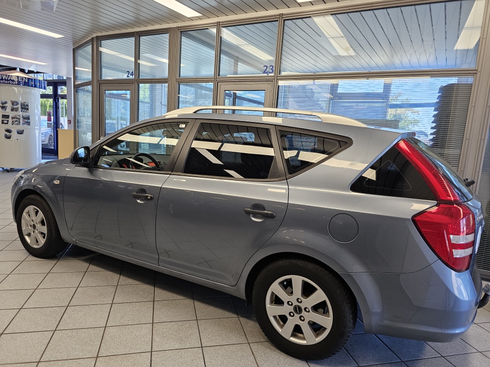 Kia Ceed  bei Hoffmann Automobile in Wolfsburg kaufen und sofort mitnehmen - Bild 16