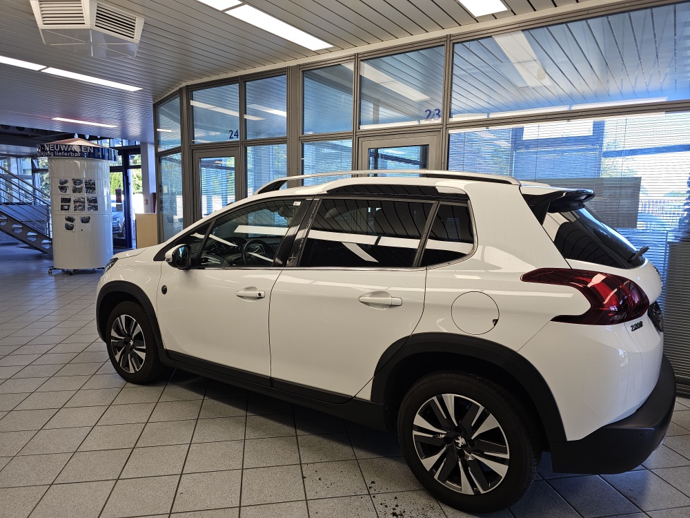 Peugeot 2008  bei Hoffmann Automobile in Wolfsburg kaufen und sofort mitnehmen - Bild 22