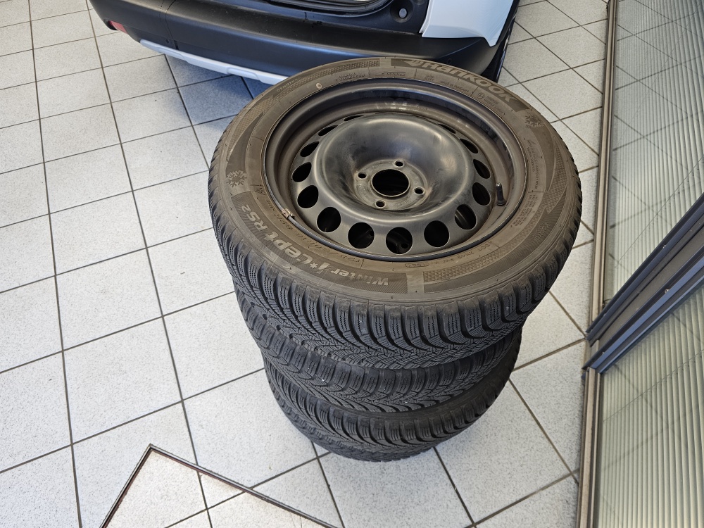 Peugeot 2008  bei Hoffmann Automobile in Wolfsburg kaufen und sofort mitnehmen - Bild 3